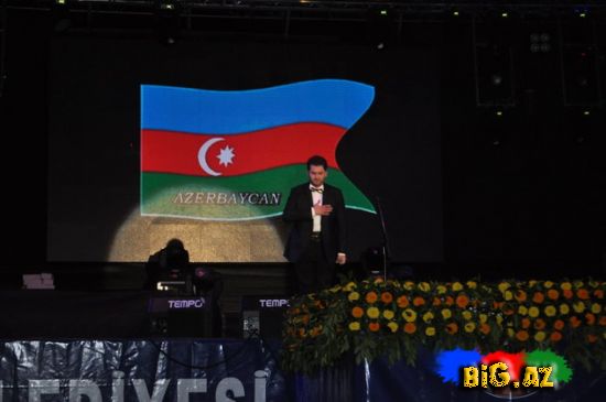 Azərbaycanlı müğənni Türkiyədəki beynəlxalq müsabiqədə 2-ci oldu (Fotolar)