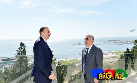 İlham Əliyev Bakını seyr etdi (Fotolar)