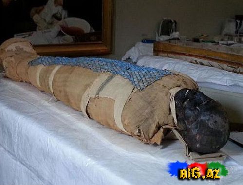 2500 illik ölü tabutundan çıxarıldı (Fotolar)