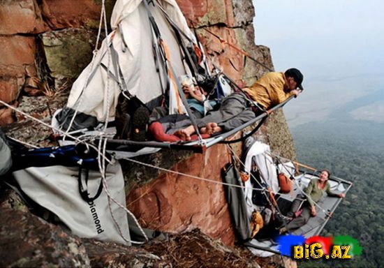 Özlərini ölümdən asanlar...(Fotolar)