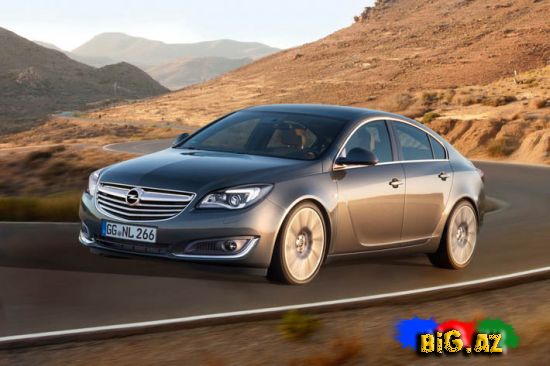 Opel Insignia restaylinq olundu (Fotolar)