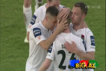 İrlandiyalı futbolçudan bənzərsiz qol (Video)