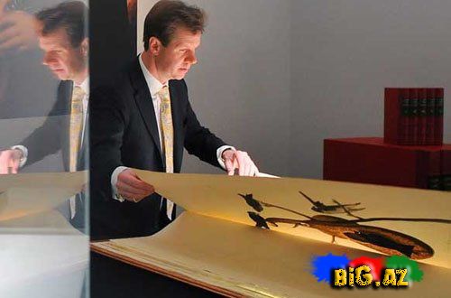 Dünyanın ən bahalı kitabı (Foto)