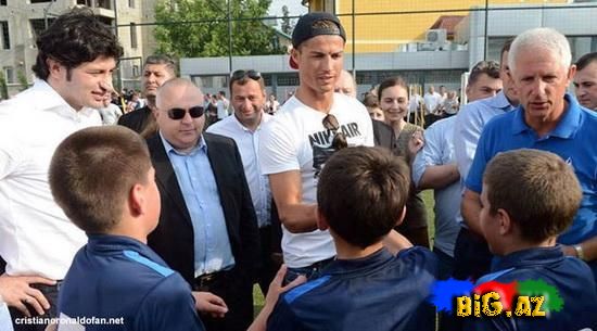 Ronaldo və sevgilisi Tiflisdə (Fotolar)