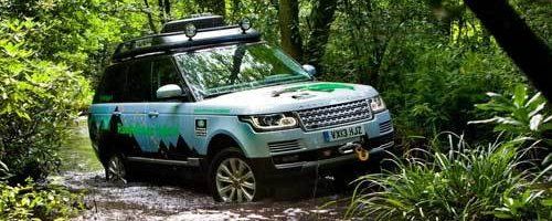Land Rover-in ilk hibridi - Foto