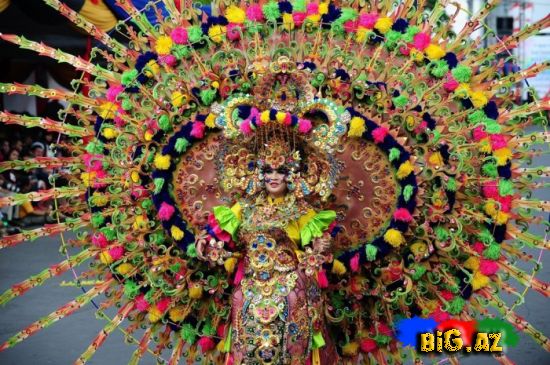 İndoneziyada moda karnavalı - FOTO