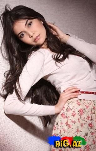 Obektlar bilan vaginal mushtlash Sankt-Peterburgning faqat etuk fohishalari