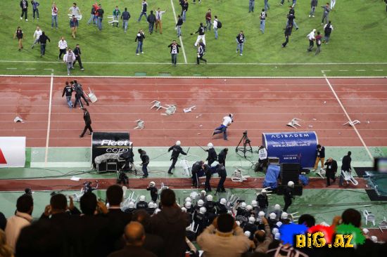 Beşiktaş Qalatasaray derbisində dava düşdü - FOTO
