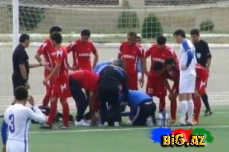 Futbolçu ölümdən döndü - Video