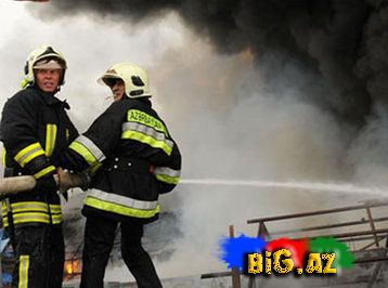 2 SAAT BUNDAN GABAG!Bakıda güclü yanğın: insanlar yanan binanın içində qaldılar