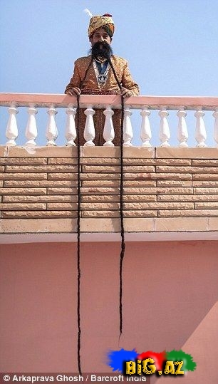 Dünyanın ən uzun bığlı insanı - FOTO