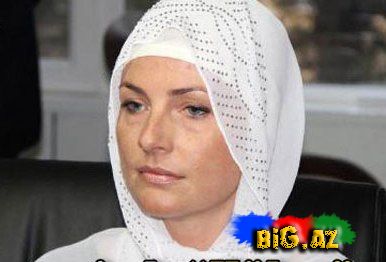 Rus Yuliya İslamı qəbul edib Hülya oldu