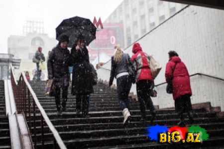 Moskvaya qar yağdı - FOTO