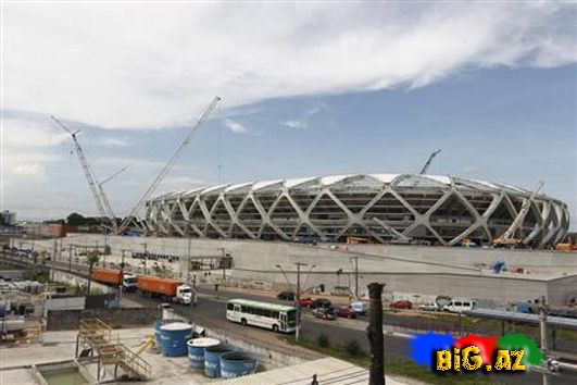 Dünya çempionatının keçiriləcəyi stadionun inşası dayandırıldı