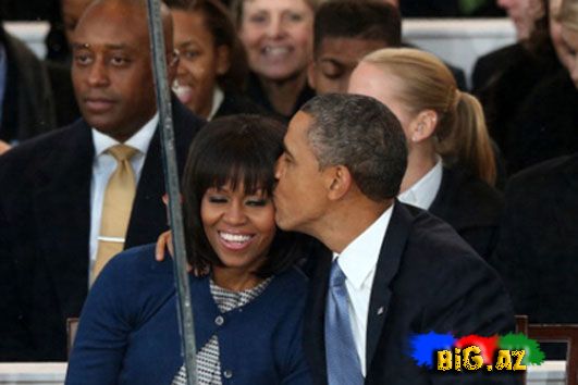 Barak Obama boşanmadığını sübut etdi - FOTO-VİDEO