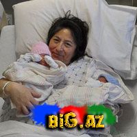 Əkizindən bir il sonra dünyaya gəldi