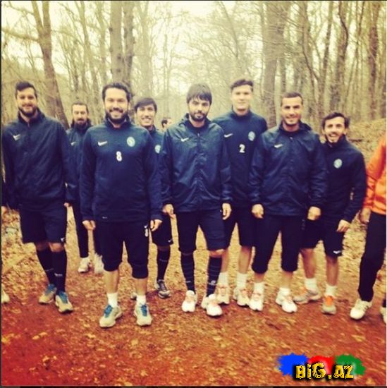Hülya Avşar futbolçulara məşq keçdi - FOTO