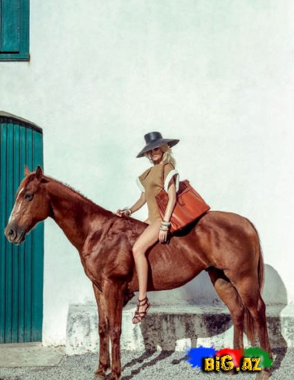 Supermodel Candice Svanepoel "Vogue Brazil" jurnalında - FOTO