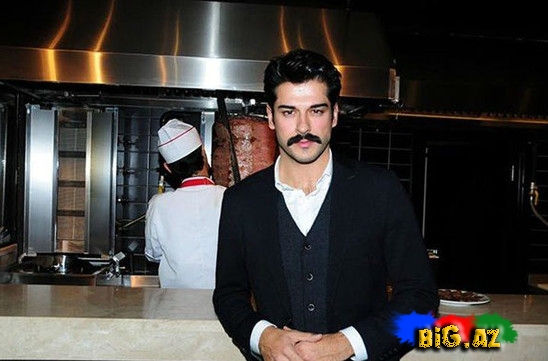 Burak Özçivit "Bali Bey"i açdı - FOTO
