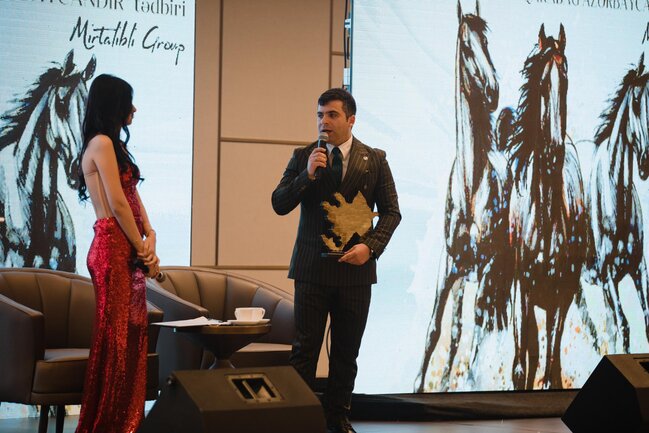 Məşhurların iştirakı ilə ilin ilk "Azerbaijan Best Awards" mükafatlandırma layihəsi baş tutdu - FOTO