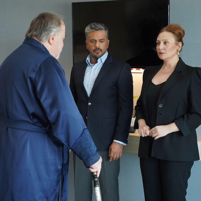 Gəlinliyi 150 minə kirayə götürüblərmiş - FOTOLAR