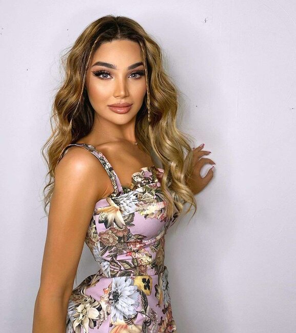 Bir-birini izləmədən çıxardılar - FOTOLAR