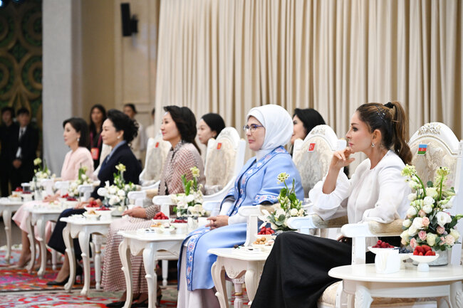 Birinci xanımların Bişkekdən maraqlı - Fotoları