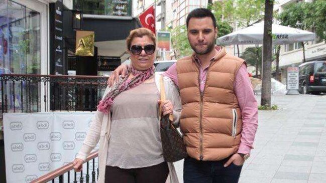 Alişandan xanımı və anası ilə bağlı suala cavab - FOTO