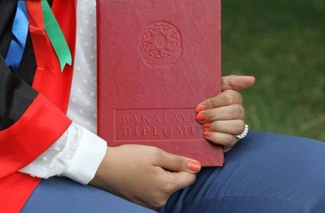 4 il Universitet oxumağa ehtiyac var?-EKSPERTDƏN AÇIQLAMA