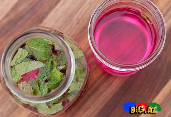 Qaraciyəri təmizləyən limonlu çuğundur suyu