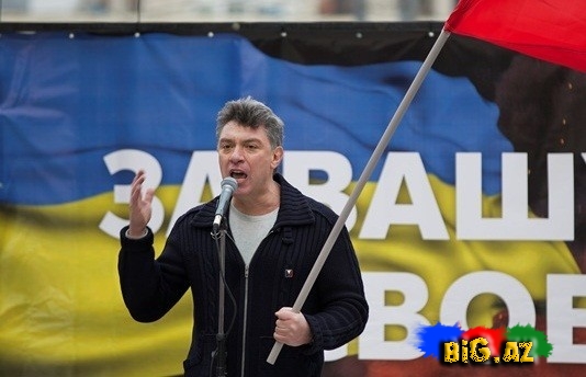 Poroşenko Nemtsovun ölüm səbəbini açdı