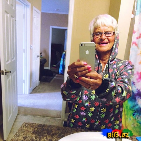 "İnstagram"ı "partladan" nənə - FOTO