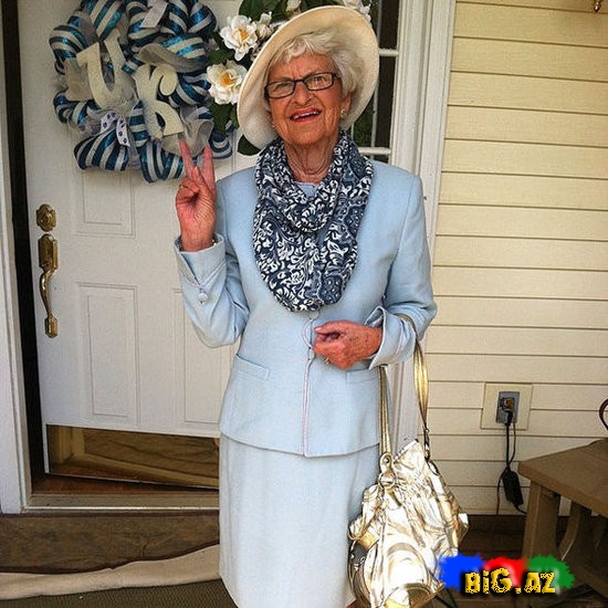 "İnstagram"ı "partladan" nənə - FOTO