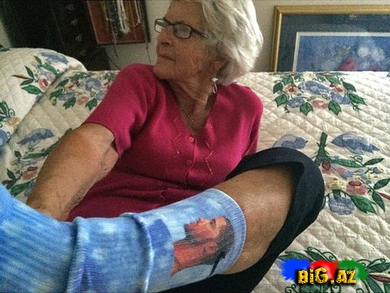 "İnstagram"ı "partladan" nənə - FOTO