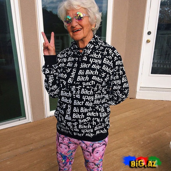 "İnstagram"ı "partladan" nənə - FOTO