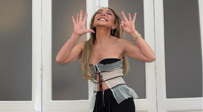 Ziynet Sali 50 yaşını qeyd etdi