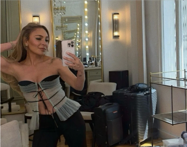 Ziynet Sali 50 yaşını qeyd etdi