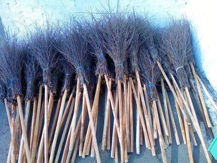 "Süpürgə" pulundan bezdi, 150 ədəd süpürgəni...