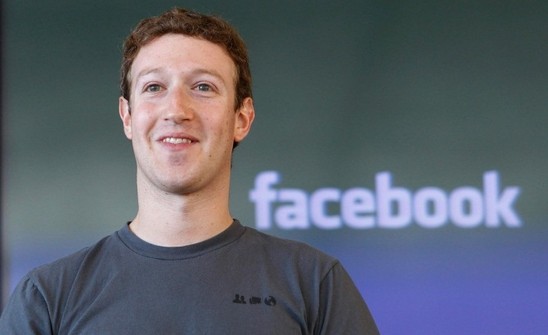 "Facebook"un rəhbəri 30 milyonluq evləri sökdürür
