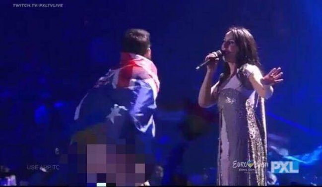 "Eurovision 2017"də soyunan oğlana görə ÜZR İSTƏDİ