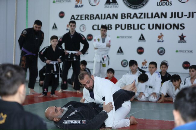 Azərbaycan Braziliya Ciu-citsu Klubu İctimai Birliyinin təşkilatçılığı tərəfindən "Seçilmişi seçməyə ehtiyac yoxdur!" adlı seminar keçirilib