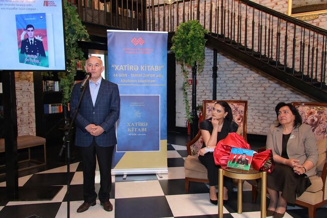 Şəhid baş leytenant Vüsal Babayevin xatirəsinə həsr olunan kitabının təqdimatı keçirildi
