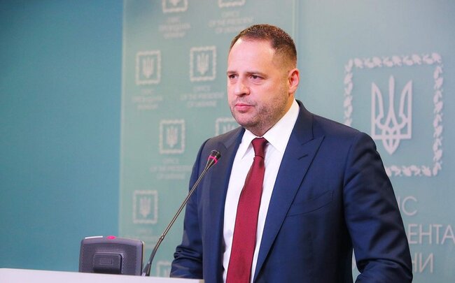 Prezident ofisi: "Ukraynaya azı 50 əlavə MLRS lazımdır"
