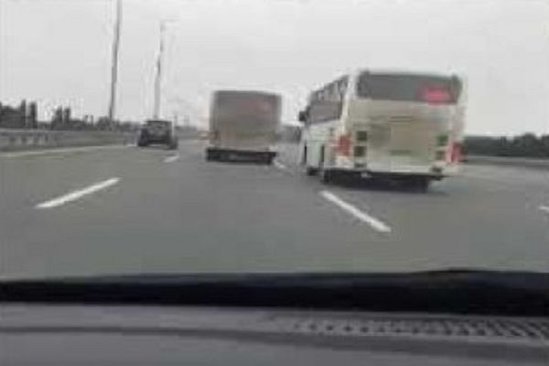 Bakıda marşrut avtobusu qəza törətdi