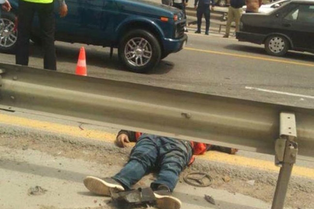 Bakıda yük maşını polis avtomobilinə çırpıldı - "Yol Xətt" işçisi öldü - FOTO