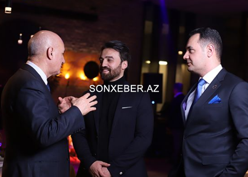 Azərbaycanlı eks-məmur oğlu məşhur müğənninin yaxın dostudur- FOTO