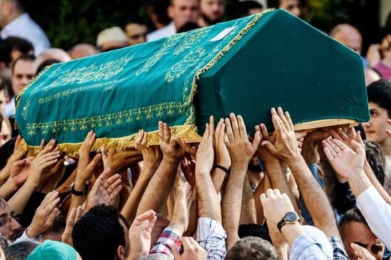 Məşhur türk müğənnisi öldü - FOTO