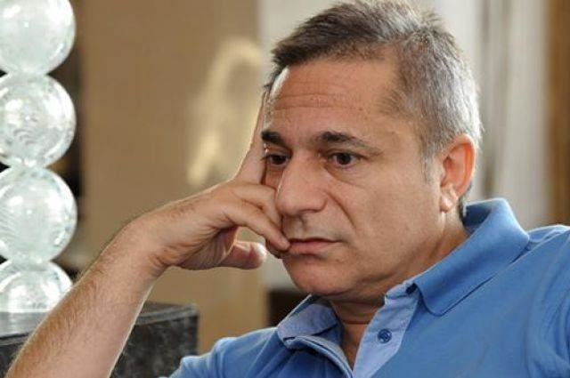 63 gündür reanimasiyada olan şoumen ayıldı - İlk istəyi hamını şoka saldı - FOTO