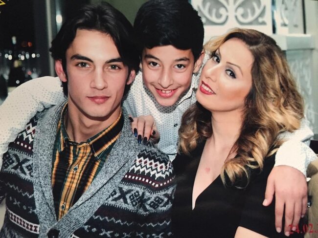 Roza Zərgərlinin oğlu da Bələdiyyəyə üzv seçildi - FOTOLAR