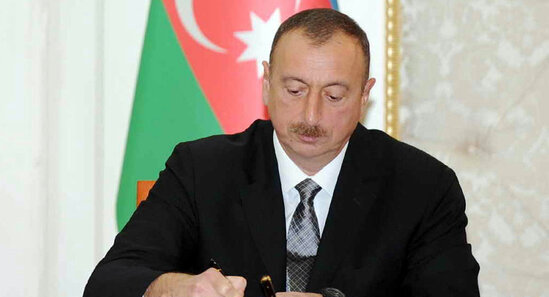 Prezident bu şəxsləri təltif etdi - SƏRƏNCAM